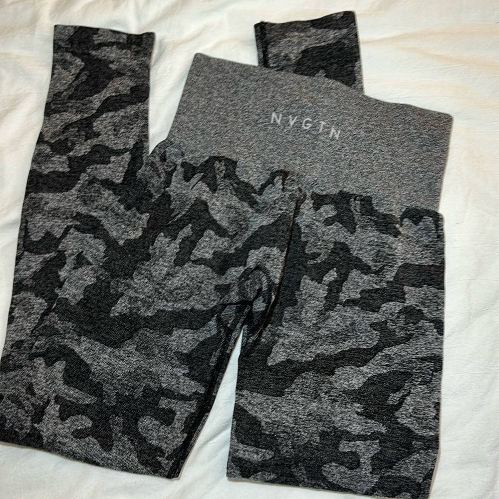 Cami gray NVGTN legging